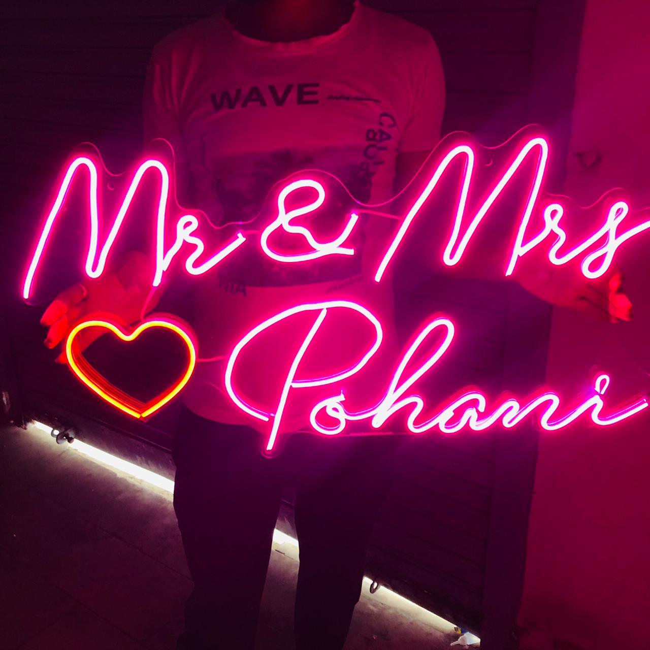 Mr & Mrs Couple Neon - Makkar & Brothers
