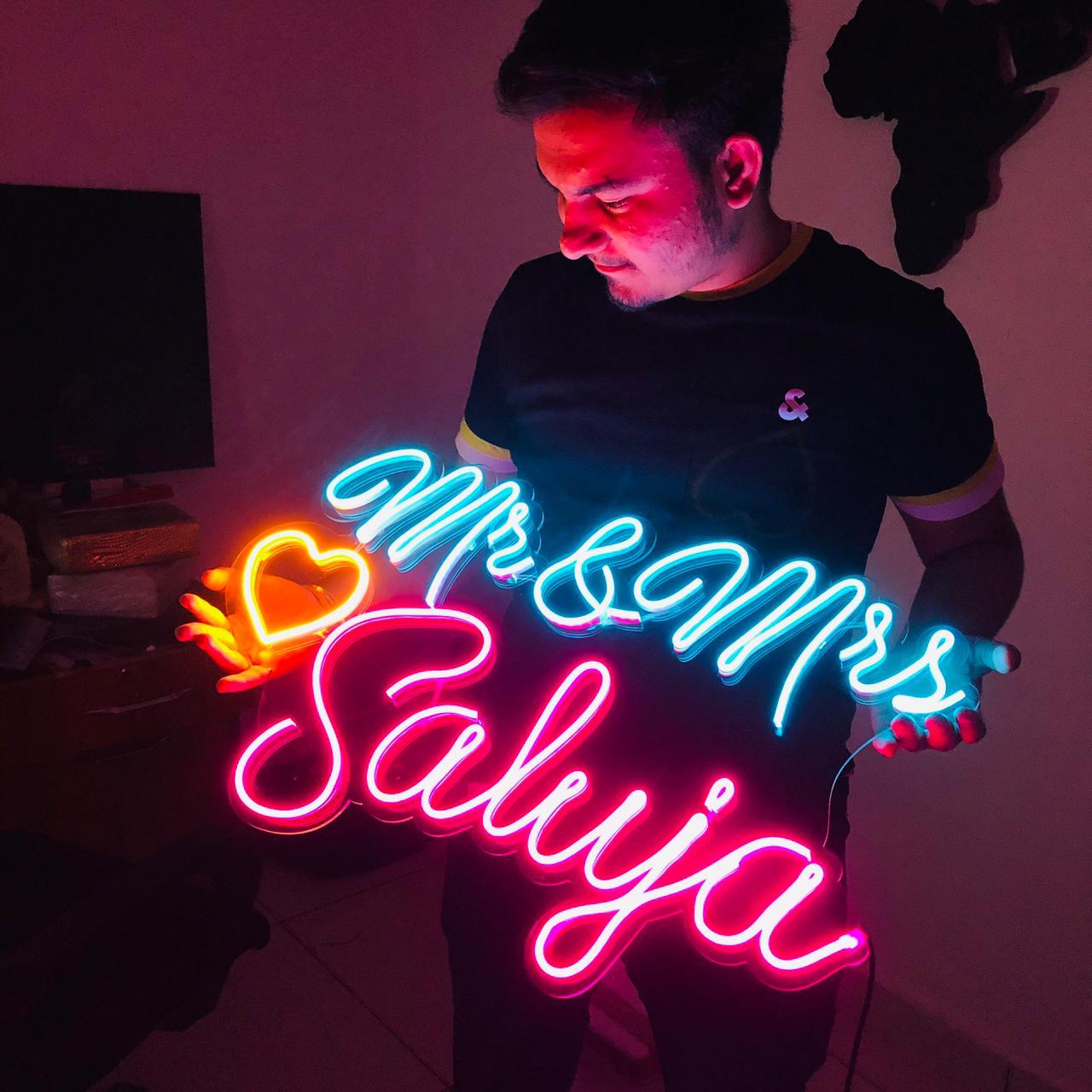 Mr & Mrs Couple Neon - Makkar & Brothers